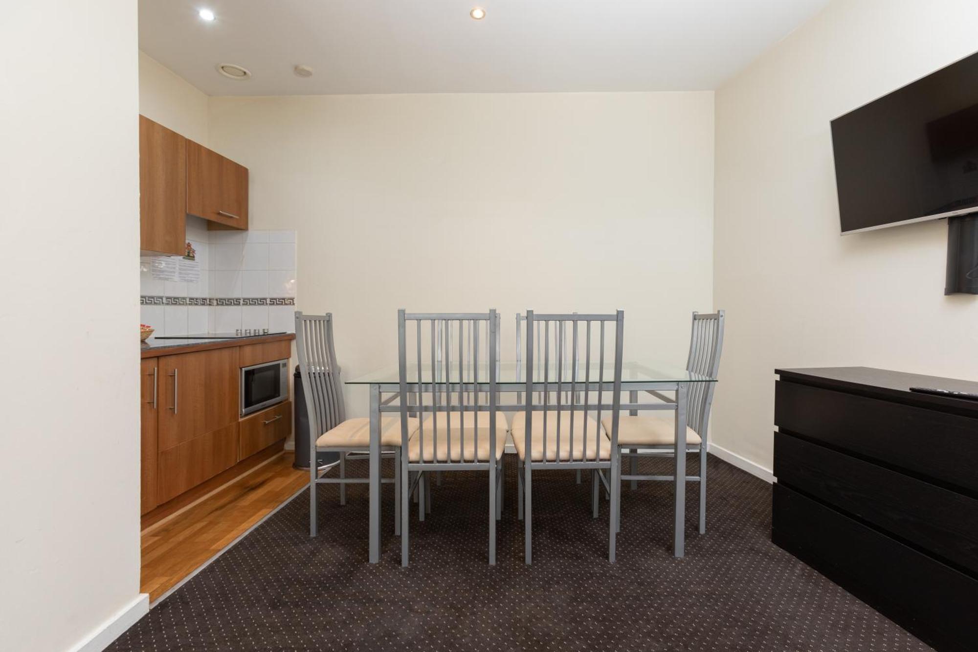 GRAND PLAZA SERVICED APARTMENTS LONDON